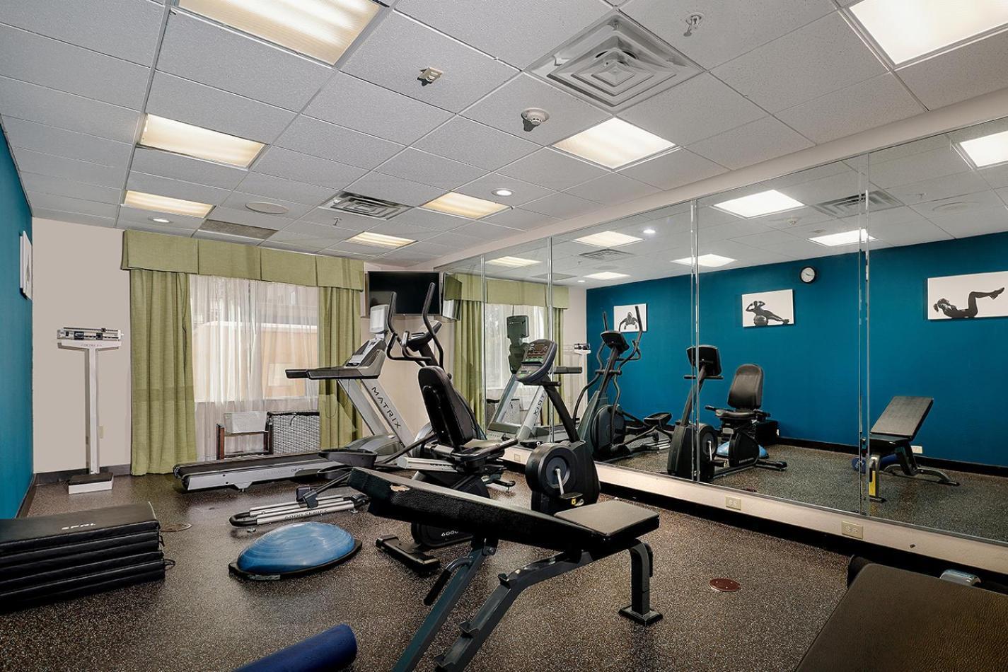 Holiday Inn Express & Suites Houston Northwest-Brookhollow By Ihg Extérieur photo