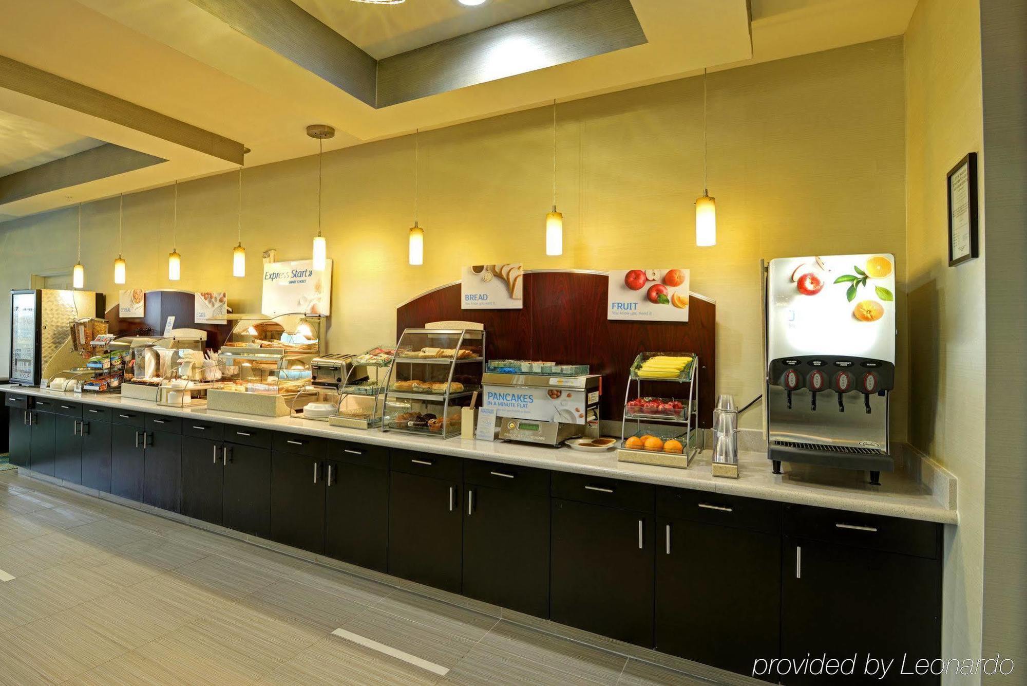 Holiday Inn Express & Suites Houston Northwest-Brookhollow By Ihg Extérieur photo