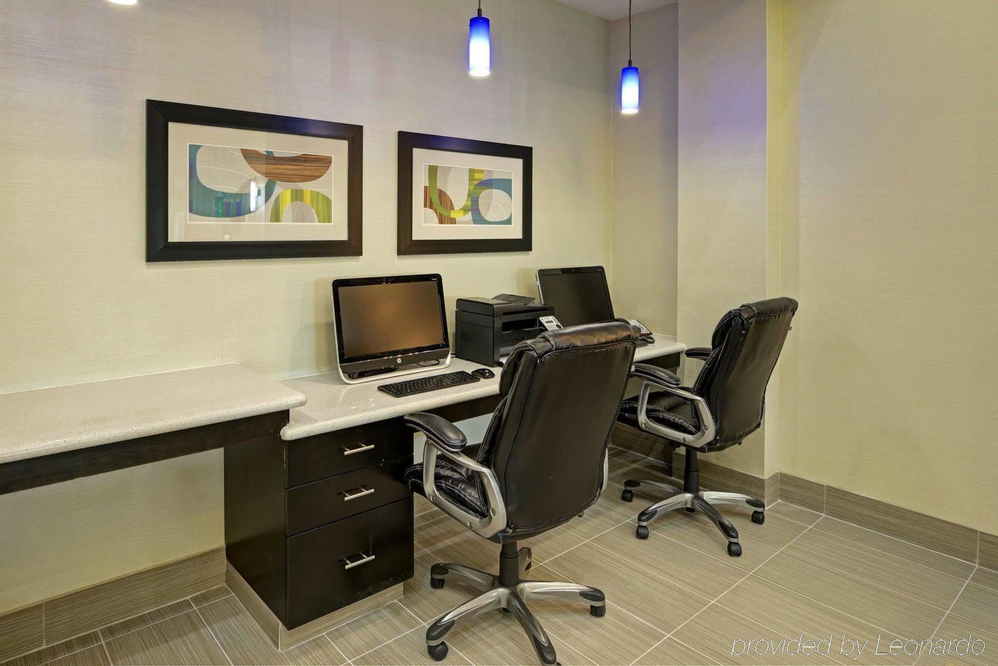 Holiday Inn Express & Suites Houston Northwest-Brookhollow By Ihg Extérieur photo